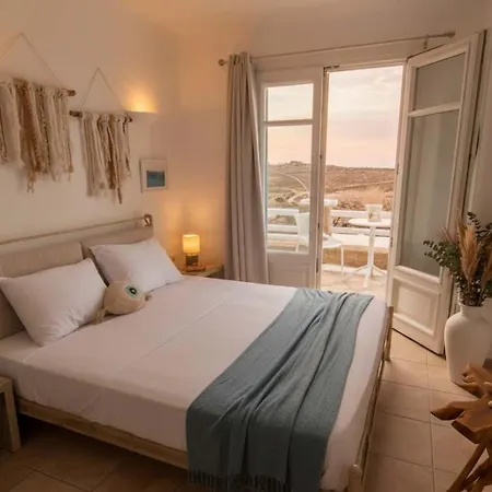 Luxurious Retreat W Swimming Pool & View *