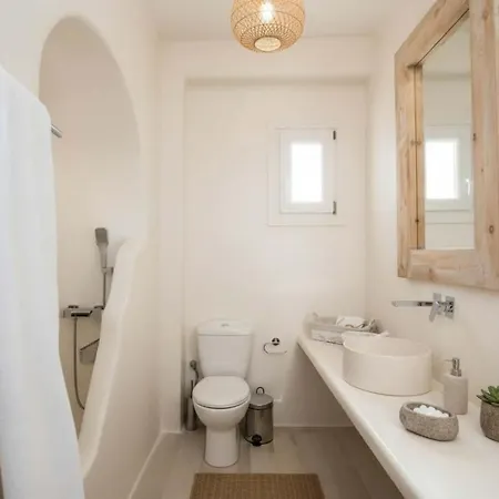Luxurious Retreat W Swimming Pool & View بيت للعطل